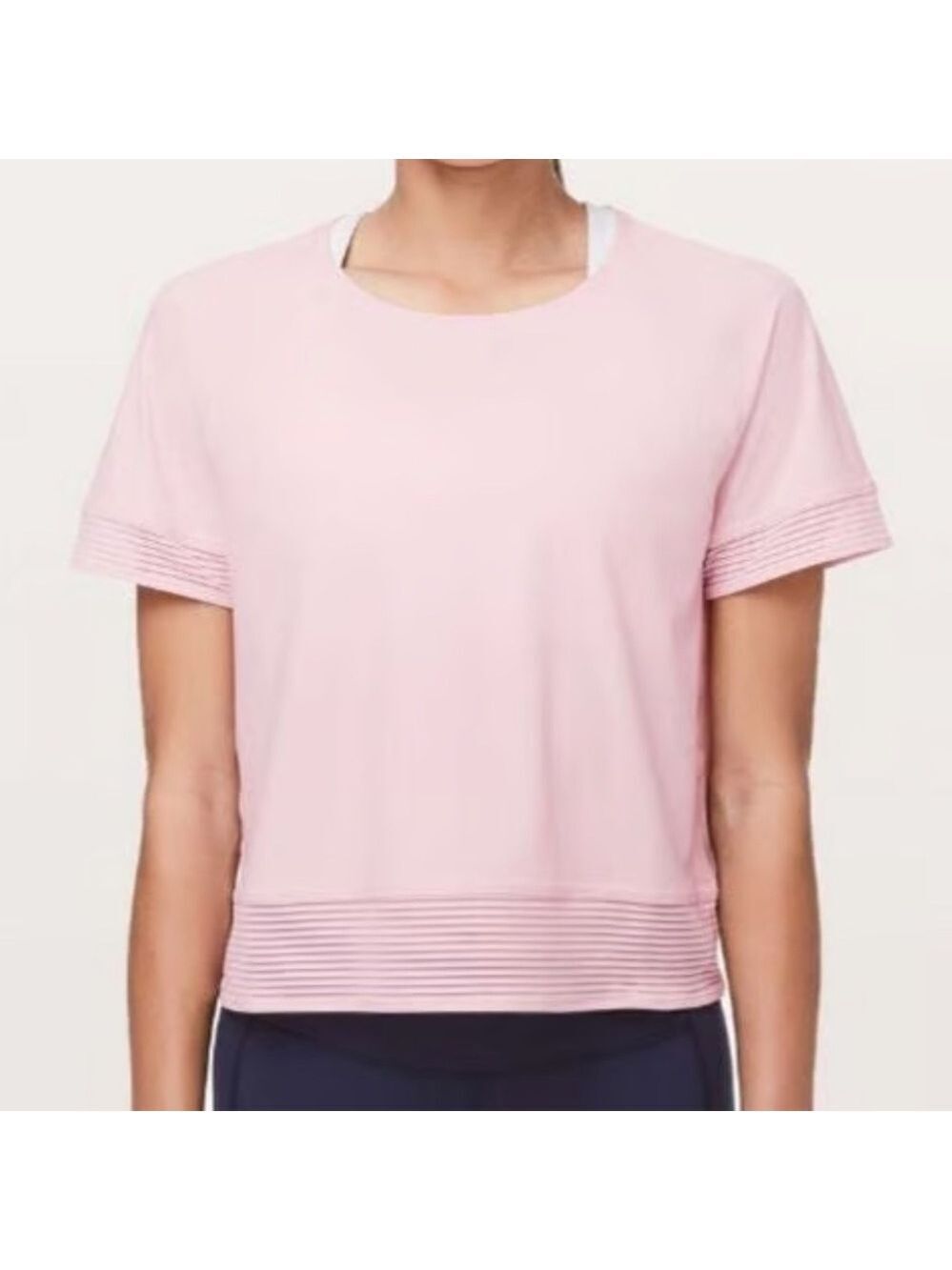 Women’s 8 Lululemon Pink Boxy Crop T-Shirt